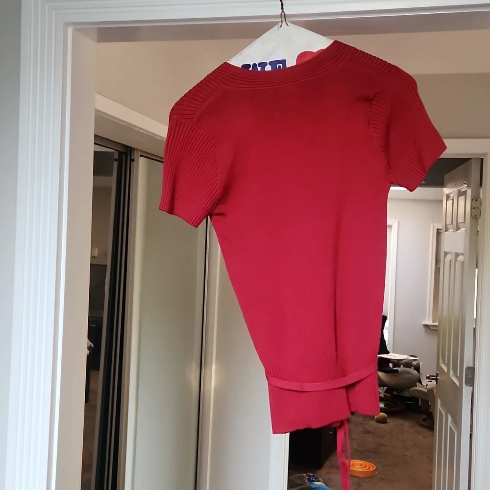 Top - Picture 3 of 4